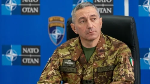 Komandanti i KFOR-it: Beogradi i di vijat e kuqe në Kosovë