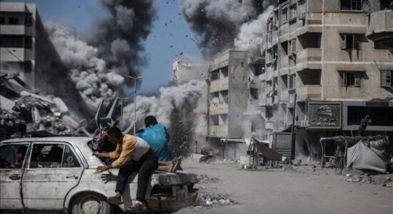 UNRWA: Gjysmë milioni palestinezë të bllokuar në Qytetin e Gazës në vetëm 8 kilometra katrorë