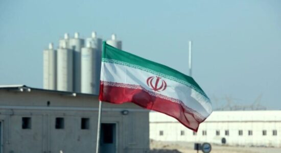 Irani paralajmëron sërish: Do të pezullojmë bashkëpunimin me Agjencinë Ndërkombëtare të Energjisë Atomike nëse…