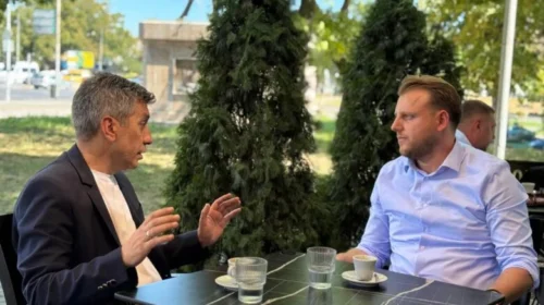Prof. Bujamin Bela i bashkohet ekipit të Mexhitit si këshilltar për Çairin