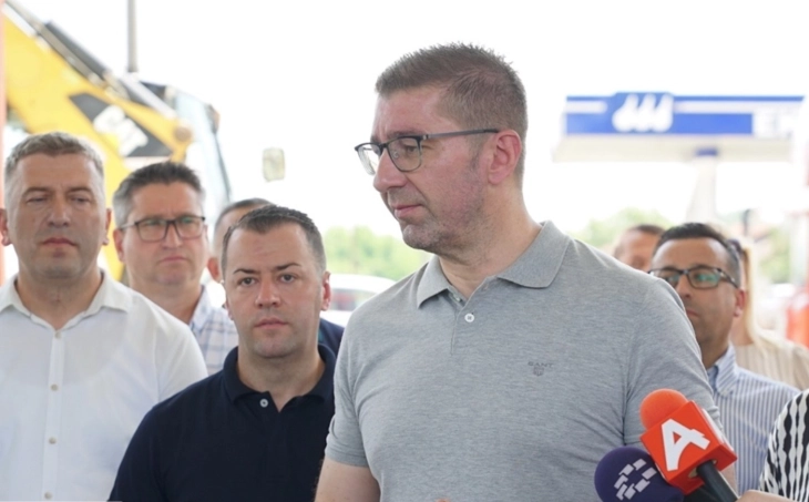 Mickoski: Deputetët le të shkojnë edhe në ASK edhe në AZ, nuk kam çka të flas më shumë