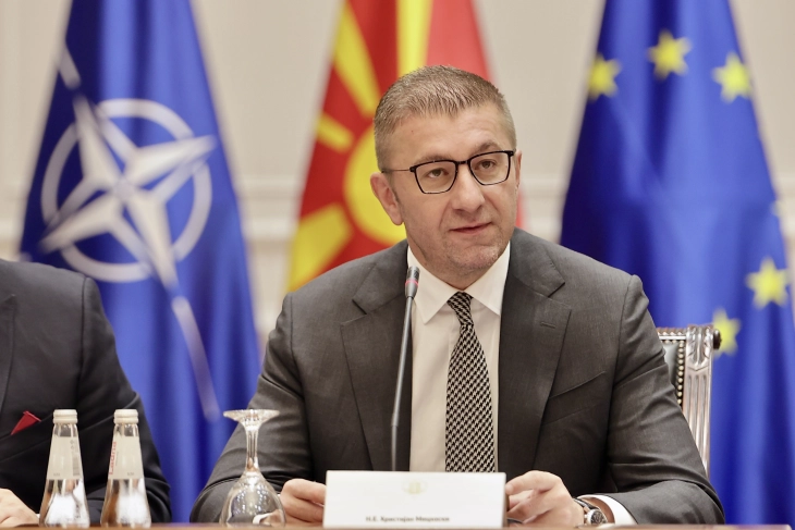 Мickoski: Përgjimi nga ASK nuk është goditje ndaj meje dhe gazetarëve, por ndaj demokracisë, së drejtës për liri dhe themeleve të shtetit