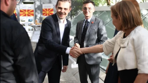 Mucunski në takim me diasporën e vendit tonë në Zvicër