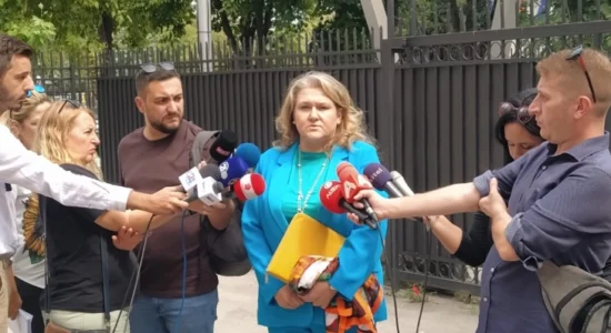 Petrovska kërkon deklasifikim nga ASK-ja: Përse është zëvendësuar shefi i kontrollit të brendshëm, a ka dhënë dorëheqje poligrafisti?