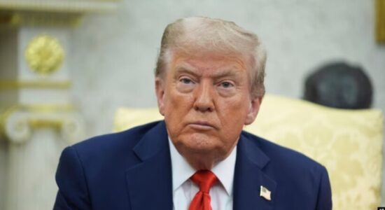 Trump u kërkon shteteve të NATO-s të mos blejnë naftë ruse: Kjo do ndikojë në dhënien fund të luftës në Ukrainë