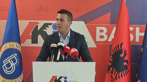 Ademi: Nuk kemi bashkëpunim me Levicën, qëllimi i Mickoskit është asimilimi politik i shqiptarëve!