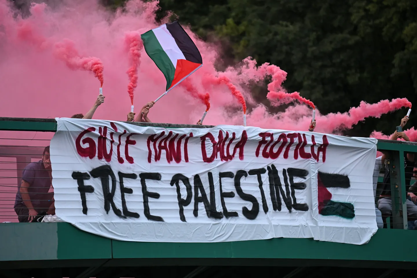 Milano marshim në mbështetje të Flotiljes Globale Sumud