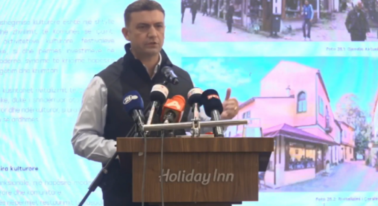 Bujar Osmani prezanton programin zgjedhor: 2500 vende parkimi, ndërmarrje e re komunale dhe luftë kundër korrupsionit