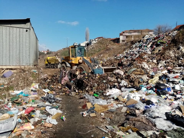 MMJPH: Komunat t’i identifikojnë të gjitha deponitë e egra, të zbatojnë kontrolle të hollësishme dhe të përgatisin plane për mënjanim sistematik
