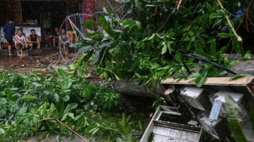 Tajfuni “Bualoi” godet Vietnamin, 8 të vdekur dhe 17 të zhdukur