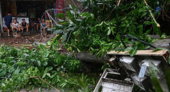 Tajfuni “Bualoi” godet Vietnamin, 8 të vdekur dhe 17 të zhdukur