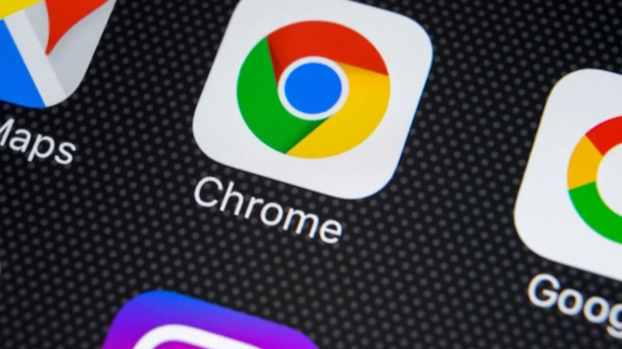 Chrome në telefona i kthen faqet në podkaste