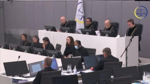 Dëshmitari i tretë i mbrojtjes në Hagë, Duncan: Nuk mendoj se Thaçi ishte kryekomandant i UÇK-së