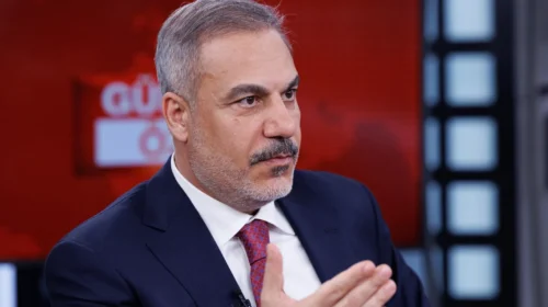 Ministri i jashtëm turk diskuton për Gazën me homologët sauditë dhe egjiptianë