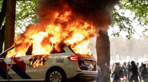 Përleshje të dhunshme me policinë në protestën kundër emigracionit në Holandë