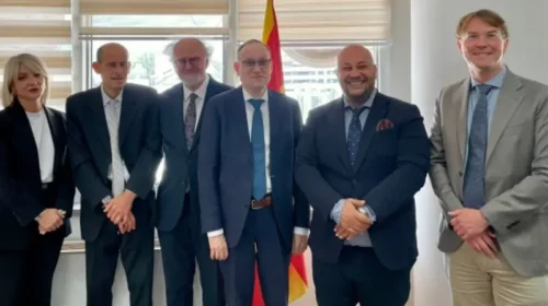 (VIDEO) Heqja e balancuesit, Komisioni i Venedikut kërkon sqarim nga gjykata kushtetuese