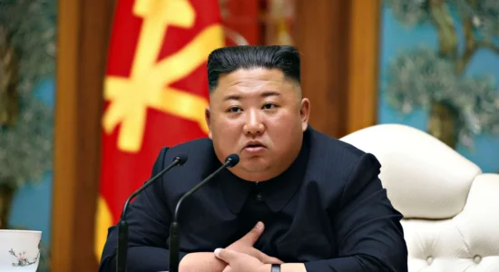 Koreja e Veriut ekzekuton njerëzit që shikojnë filma të huaj, zbulon OKB