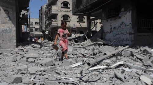 Izraeli vret 14 palestinezë në sulmet e fundit në qytetin e Gazës, shumica të zhvendosur dhe fëmijë