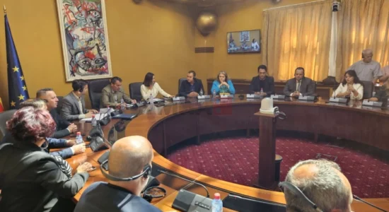 Anëtarët e Komisionit mbikëqyrës të ASK-së dhe AZ-së me certifikatë sigurie sot do ta vizitojnë ASK-në, ndërsa nesër AZ-në
