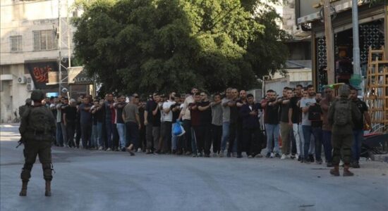 Ushtria izraelite arreston mbi 1.000 persona në një ditë në Bregun Perëndimor