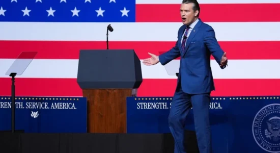 Sekretari amerikan i Mbrojtjes me mesazh drejtuar gjeneralëve: Përgatituni për luftë
