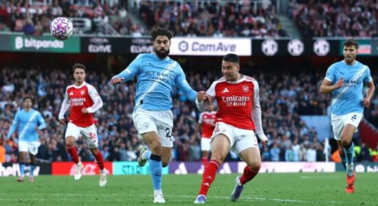 Martinelli i prish festën Guardiolës, Arsenali merr barazimin e rëndësishëm në frymën e fundit përballë Manchester Cityt