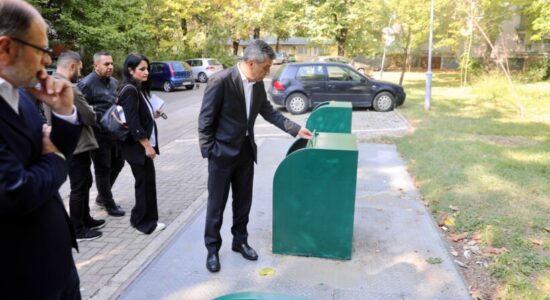 Mexhiti prezanton projektin “Çairi pa mbeturina në rrugë”