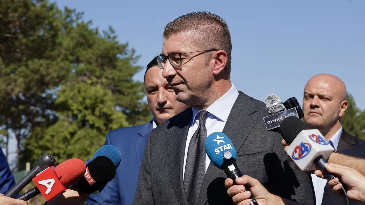 Mickoski: Gjyqtarët dhe prokurorët nuk i meritojnë as pagat e tyre aktuale, e lëre më rritjen e tyre