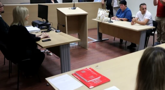 Dy vjet burg për Sulejman Lamallarin për sulm ndaj kryetares së Qytetit të Shkupit, Danella Arsovska