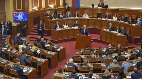 Votohet përbërja e re e Qeverisë në Shqipëri