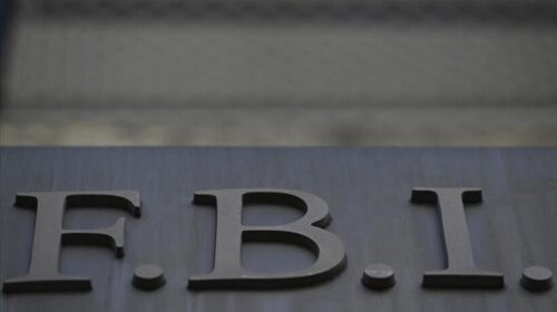 FBI-ja ofron shpërblim për informacione rreth atentatorit të Charlie Kirkut, publikon foto të autorit të dyshuar