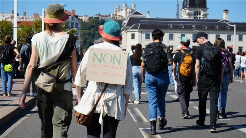 Francë, gati 100 të arrestuar në protestat mbarëkombëtare dhe 2 të plagosur në Lion