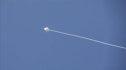 Izraeli raporton sulm me raketa nga Jemeni pas sulmit ajror në Hudaydah
