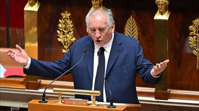 Franca pa qeveri/ Kryeministri nuk arrin të kalojë votëbesimin në Parlament