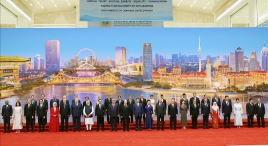 Hapet Samiti i liderëve të Organizatës së Bashkëpunimit të Shangait në qytetin Tianjin të Kinës