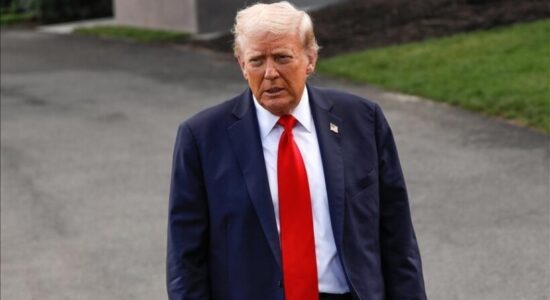 Trump pezullon ndihmën ushtarake për Tajvanin për të lehtësuar negociatat SHBA-Kinë