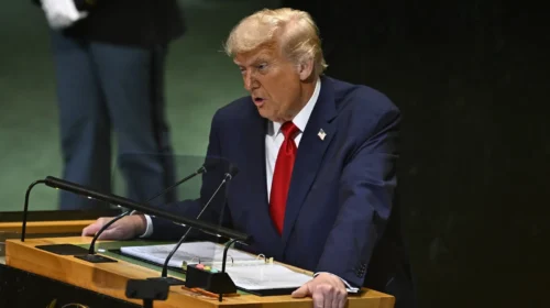 (VIDEO) Mirëpritet plani i Donald Trump për paqe në Gaza