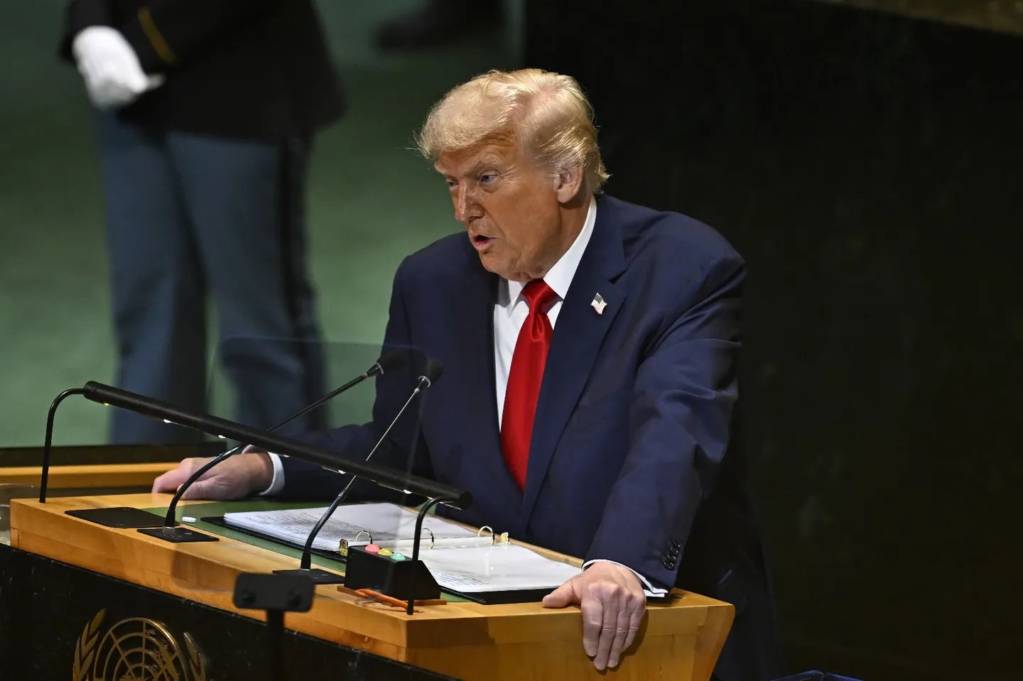 (VIDEO) Mirëpritet plani i Donald Trump për paqe në Gaza