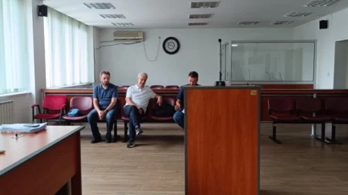 Fillimi i procesit gjyqësor për teatrin dhe bibliotekën është shtyrë përsëri – termin i ri është caktuar për 8 tetor