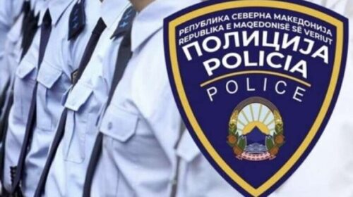 (VIDEO) Shqipja në uniformat e policisë përplas pushtetin dhe opozitën