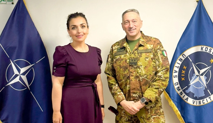Presidentja e Kosovës, Vjosa Osmani takoi komandantin e KFOR-it, gjeneralmajor Enrico Barduani