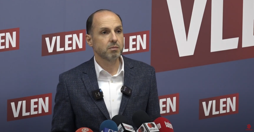 (VIDEO) Ibrahimi: Familjarët e Ahmetit të lidhur me regjimin e Vuçiqit