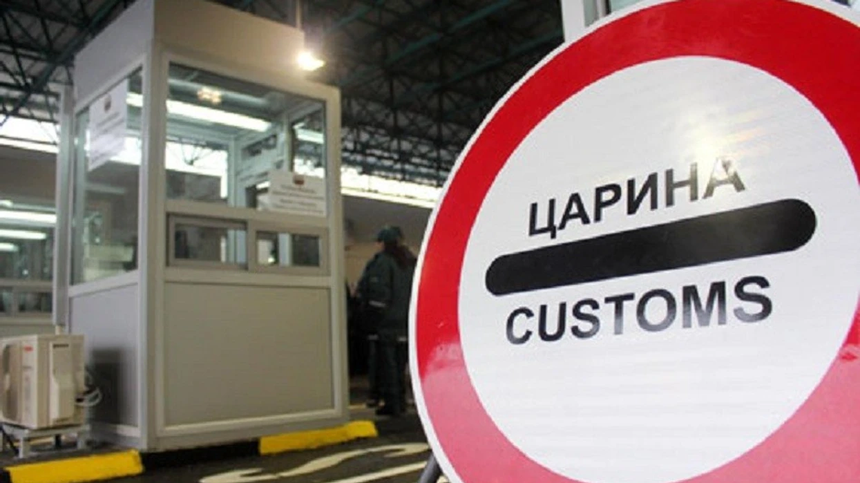 Zbulohet mashtrim doganor me suplemente ushqimore në vlerë mbi 622 mijë denarësh