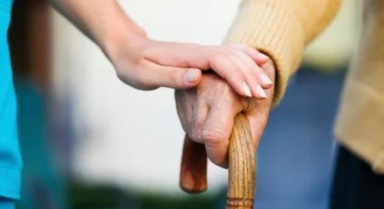 Bastisje në shtëpitë e pleqve në Shkup nën dyshime për trajtim çnjerëzor, dy persona janë privuar nga liria