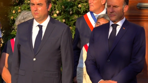 Macron i dha dy ditë kohë kryeministrit të dorëhequr që të shpëtojë Qeverinë