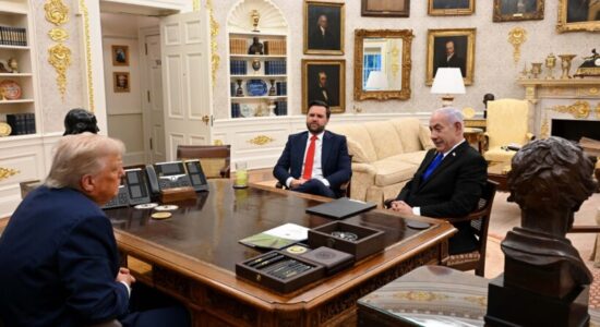 Vance: Izraeli nuk e kontrollon këtë president të SHBA-së, Trump punon vetëm për interesat amerikane!?