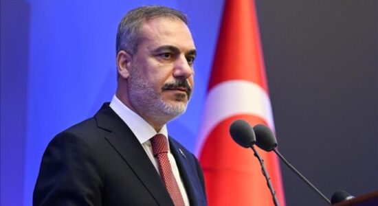 Kryediplomati turk diskuton me homologët nga Jordania dhe Egjipti për çështjen e Gazës