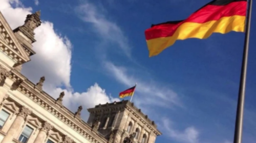 Gjermani, fëmijët mund të mësojnë si të përgatiten për luftë nëpër shkolla