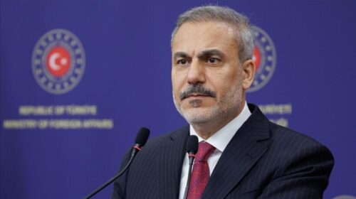 Ministri i Jashtëm turk: Armëpushimi në Gaza të zbatohet “pa ndërprerje”