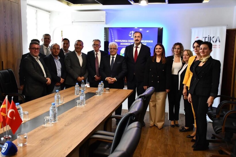 Dr. Mahmut Çevik viziton Gjykatën e Shkallës së Parë në Gostivar – TIKA për 20 vite afërsisht ka realizuar 1.300 projekte në RMV
